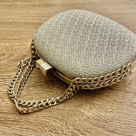 Women’s Silver Clutch - for wedding formal prom - Picture 1 of 7